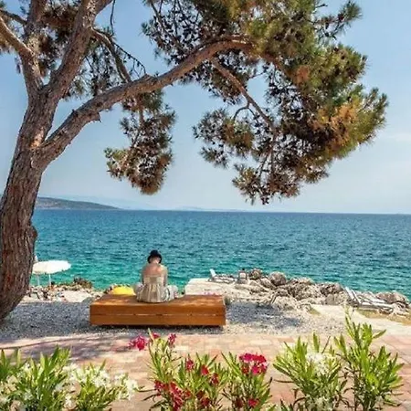 ヴィラ Romantic With Pool, Beautiful Nature And The Sea View - By Traveler Tourist Agency Krk Id 2184
